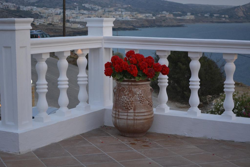 Aparthotel View Foinikion